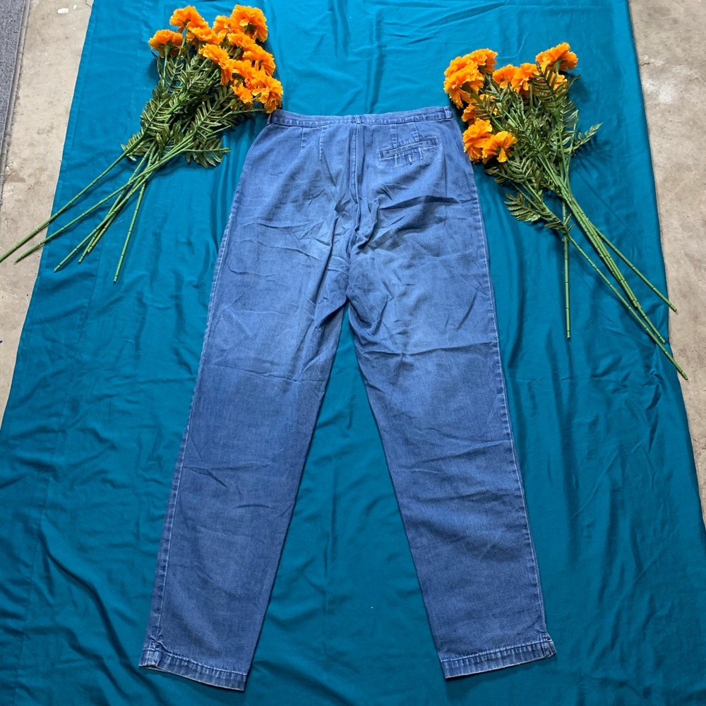 Jeans - Picture 3 of 3